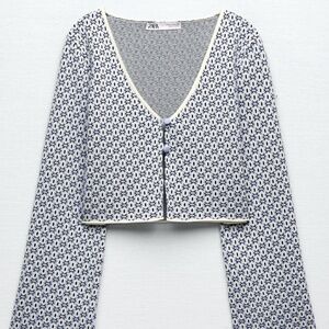 Zara cute knit top
